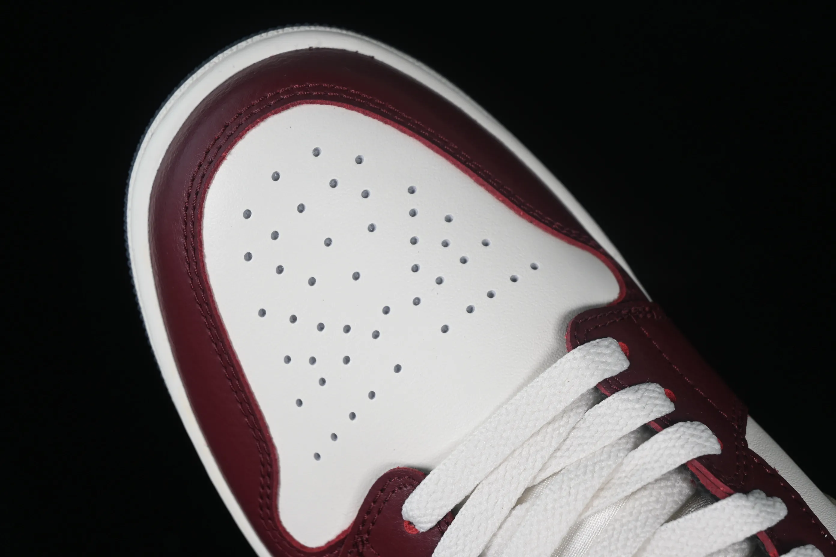 All categories Air Jordan Jordan series basketball shoes Air Jordan 1 Low G version pure original Jordan 1 Low "Year of the Dragon" AJ1 Joe 1 Year of the Dragon limited cultural and leisure sneakers FJ5735-100